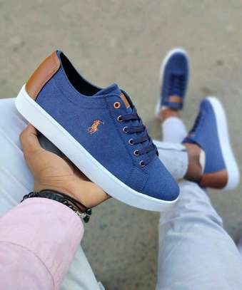 Polo casual 
Size 40 to 45 image 4