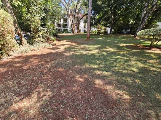 3 Bed Apartment with En Suite in Muthaiga image 2