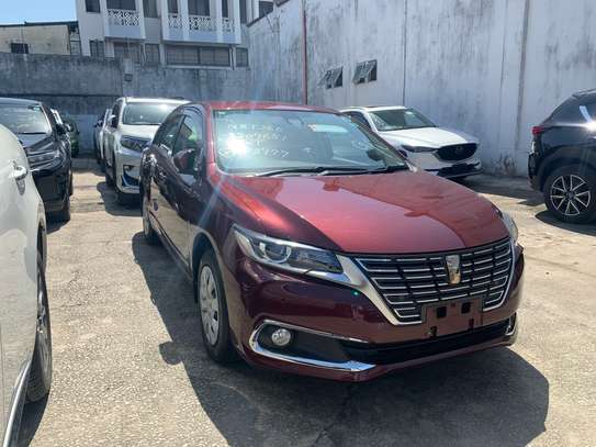 Toyota premio 2019 image 4