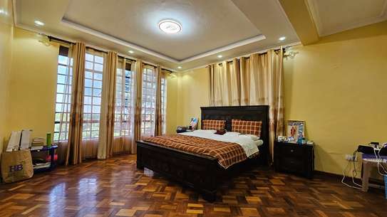 5 Bed House with En Suite at Karen image 8