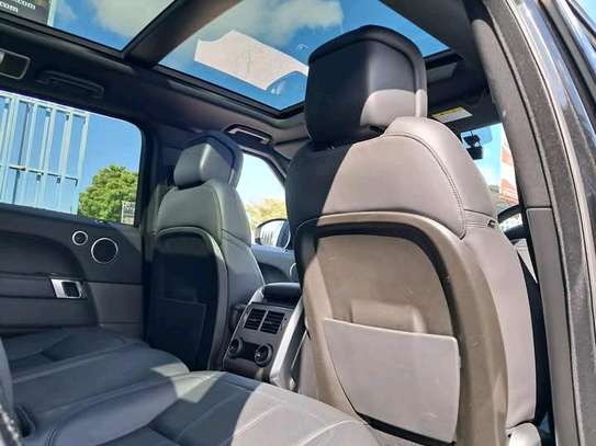 RANGE ROVER SPORT image 4