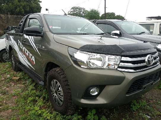 Toyota Hilux single cabin ( pickup) for sale in kenya image 5