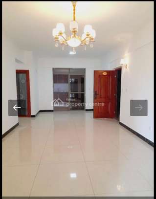 Luxurious spacious 3 bedroom all Ensuite apartment. image 1