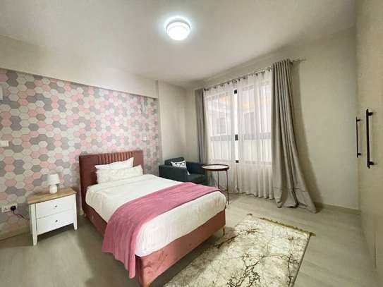 5 Bed Apartment with En Suite in Parklands image 8