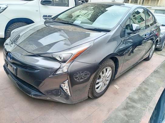 Toyota Prius hybrid 2016 image 1