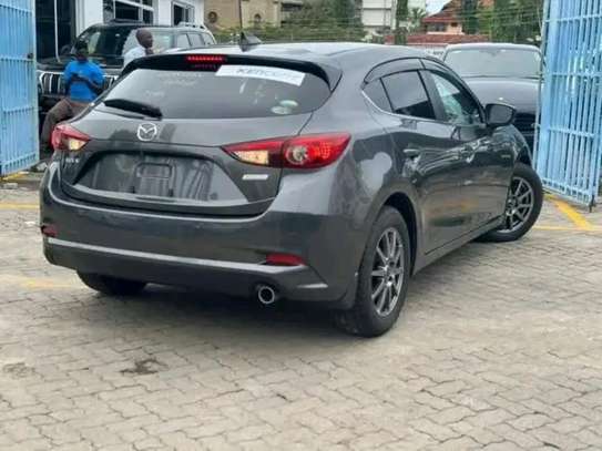 Mazda ACELA sedan image 9