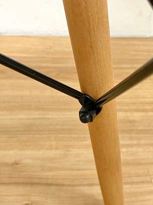 3m boardroom table image 3