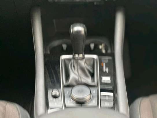Mazda3, hatchback, 2020 model, petrol, 59,000km image 5