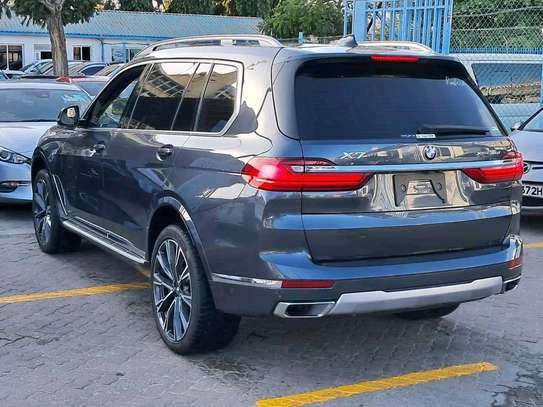 BMW X7  M SPORT 2019model Sunroof image 10