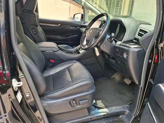 Toyota Vellfire Black Exacutive 2018 image 12