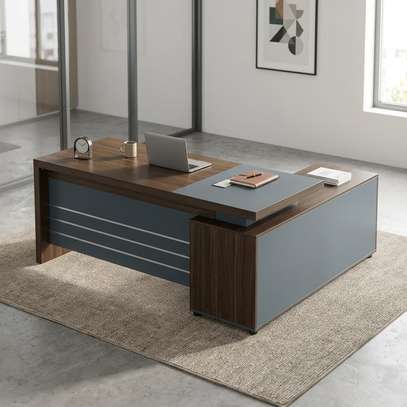 1.8m Executive Office Desk image 2