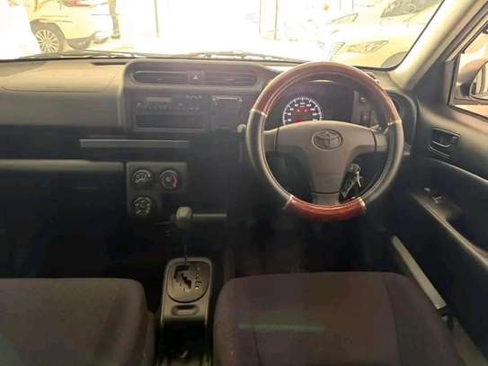 TOYOTA PROBOX 1300CC WHITE 2019 image 3