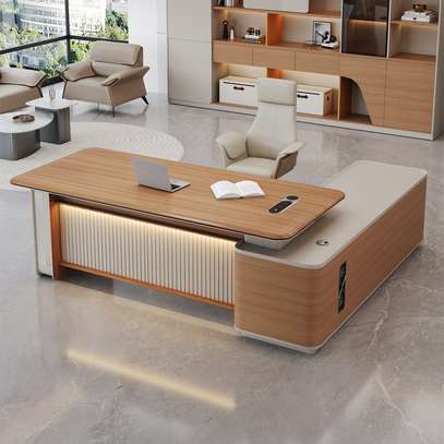 Office Desk:2.2 M L-shaped executive office desk in Kisumu image 9