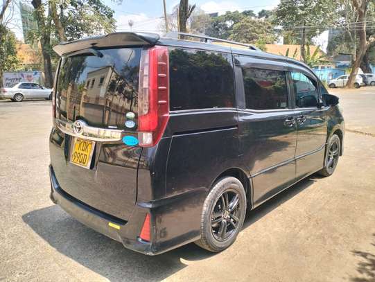 TOYOTA NOAH NEW SHAPE 2015 MODEL. image 4