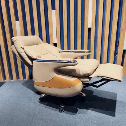Office Chair; Boss Swivel Executive Office Chair image 6