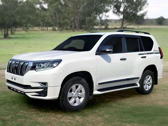 Toyota land cruiser prado image 5