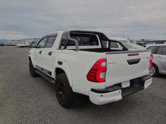 Toyota Hilux Double cabin 2018 4x4 image 11