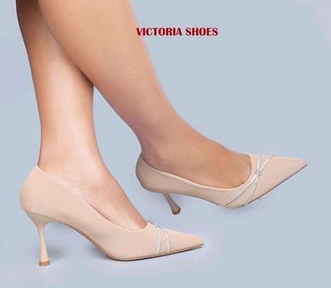 Ladies heels image 5