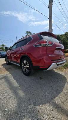 Nissan xtrail image 2