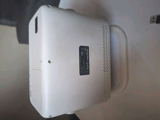 Elora A05  Projector  full HD image 5