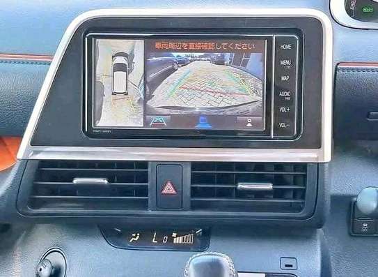 Toyota corolla Sienta Hybrid Black 2018 image 4