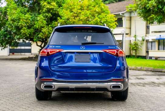 2019 Mercedes-Benz GLE400D image 4