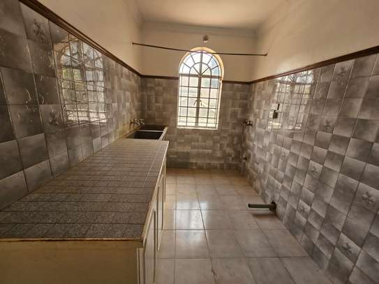 5 Bed House with En Suite at Loresho image 3