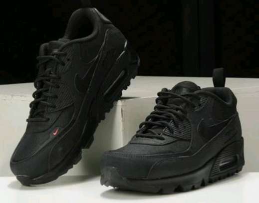 Airforce 90 image 1