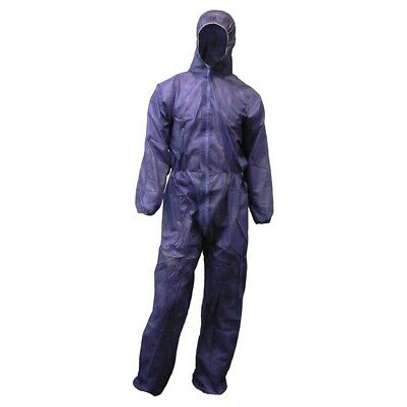 Spray suits image 1
