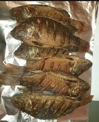 Fried tilapia fish image 1
