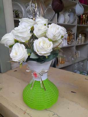 Artificial flowers&vases image 1