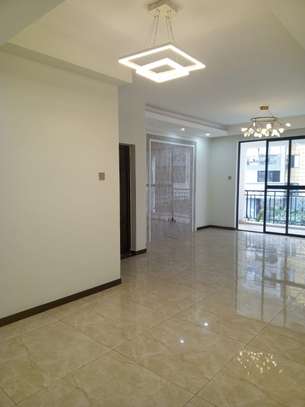 2 Bedroom plus dsq apartment for rent in Kilimani image 4