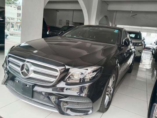 Mercedes Benz E200 Black on sale image 5