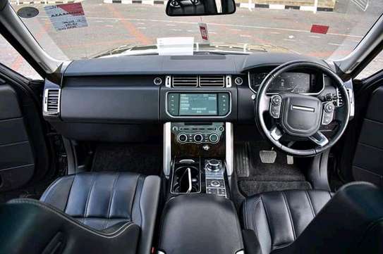 Range Rover vogue grey image 7