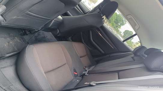 MazdaAxela  3 AWD Silver 2019 image 7