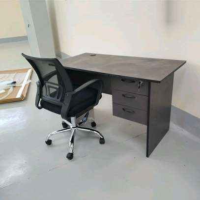 1.2m desk+chair image 2