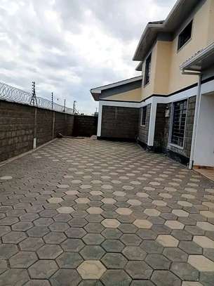 4 Bedrooms plus dsq for sale in syokimau image 2