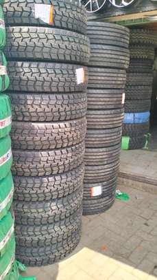 Big tyres and small tyre both rim image 9