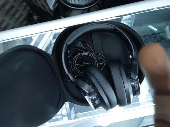 Pace headphones shop