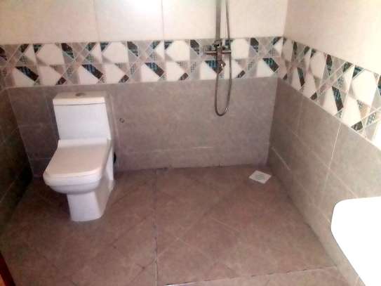 3 Bed Apartment with En Suite at Mombasa Road image 6