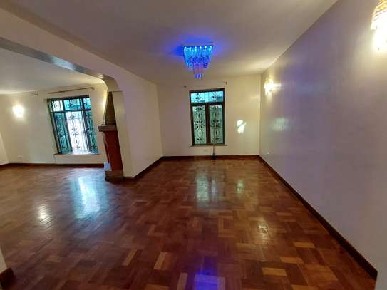 5 Bed Townhouse with En Suite at Othaya Road image 6