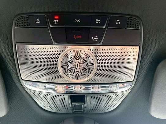 Mercedes Benz G400d image 6
