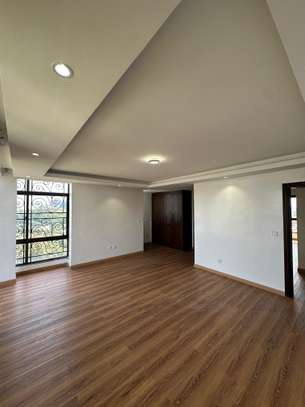 5 Bed Apartment with En Suite in Kileleshwa image 11