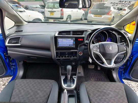 Honda fit non hybrid image 3