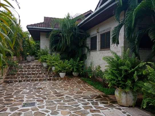7 Bed Villa with En Suite at Naivas Kilifi image 13