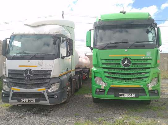 Mercedes Actros 2548 and Bhachu Tanker image 1