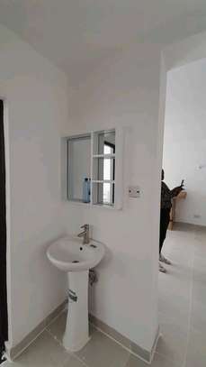 2 Bed Apartment with En Suite in Kitengela image 8