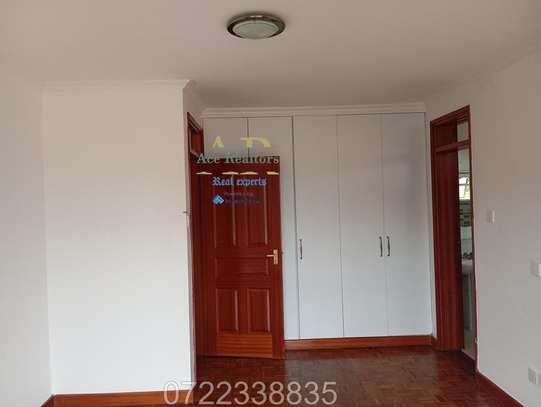 4 Bed Villa with En Suite at Nyari West Nairobi image 18