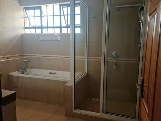 4 Bed House with En Suite at Lavington image 19