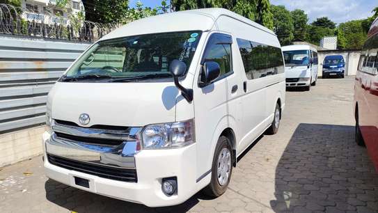 Toyota Hiace 9L Automatic Diesel 2018 image 1